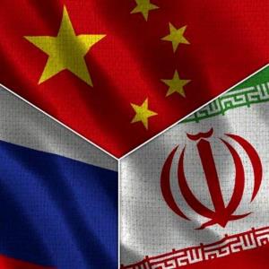 همکاری ایران، روسیه و چین می‌تواند توازن قدرت را به نفع آسیا تغییر دهد