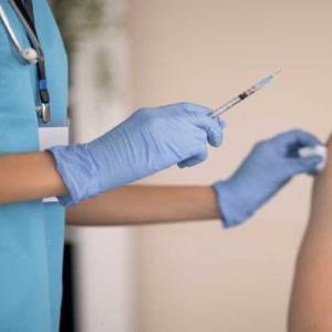 کدام مراکز واکسیناسیون در بندر امام‌خمینی فعال هستند؟