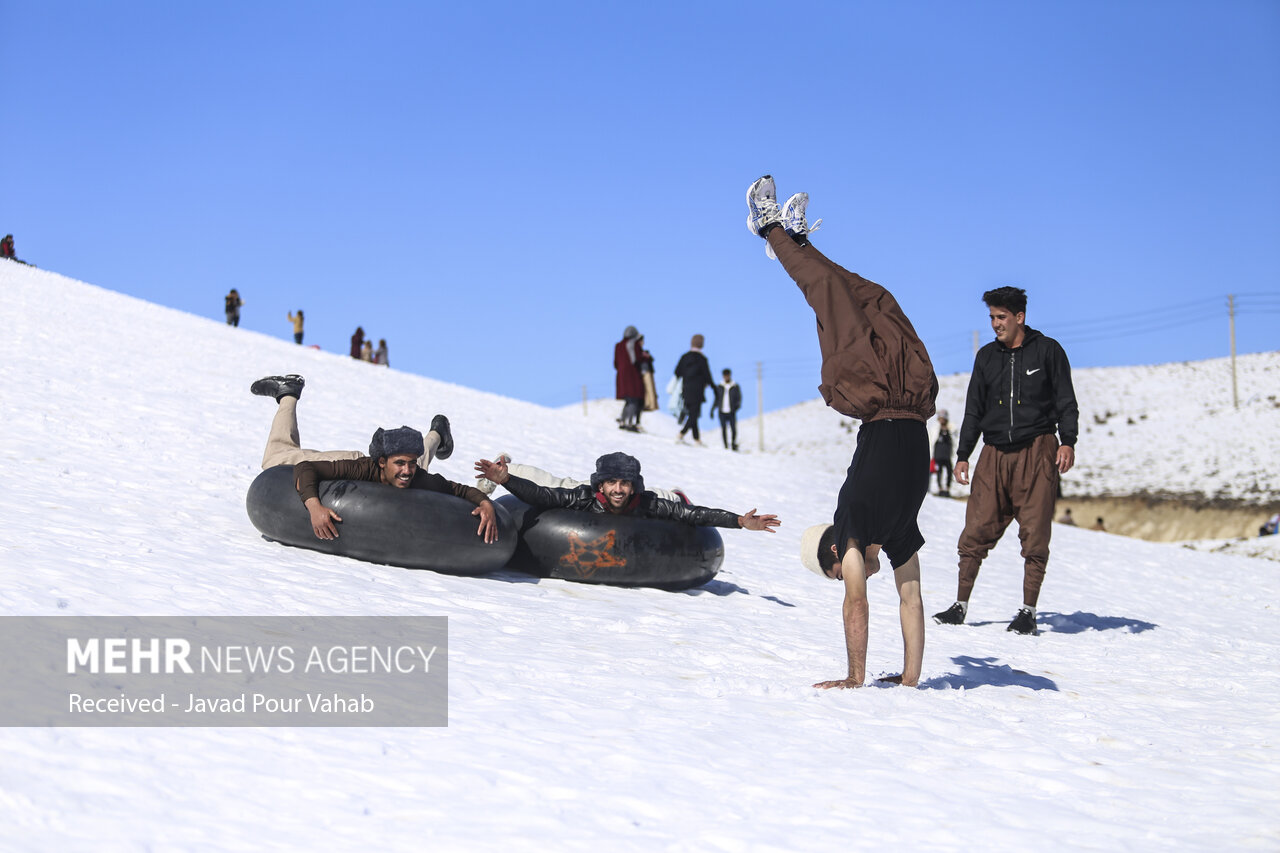 تفریحات زمستانی در ارتفاعات سپیدان