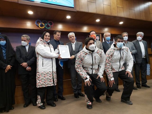 عکس/ رونمایی از لباس ایران در المپیک زمستانی ۲۰۲۲