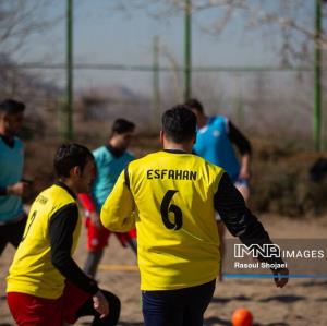 تمرین تیم ملی هندبال ساحلی در اصفهان پس از 2 سال وقفه