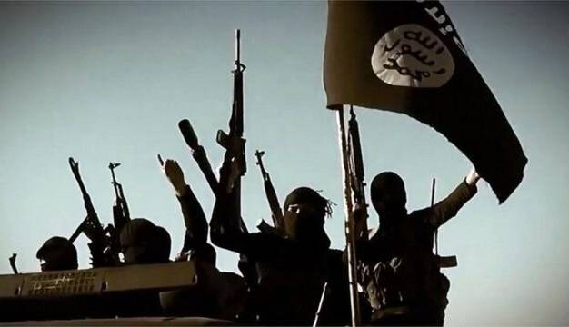 اخباری از تسلیم شدن ۳۰۰ داعشی‌ در شمال سوریه؛ مذاکرات ارتش آمریکا با داعش