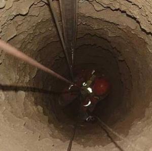 کودک ۱۰ ساله از چاه ۱۲ متری در قشم نجات یافت
