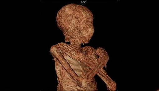 4گوشه دنیا/ حفظ جنین در بدن زن مومیایی ۲ هزار ساله!