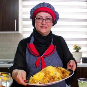 «مریم امیر جلالی» از آموزش آشپزی و حاشیه هایش میگوید؛ با آشپزی تجملاتی مخالفم