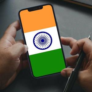 هند در پی ساخت رقیب اندروید و iOS 