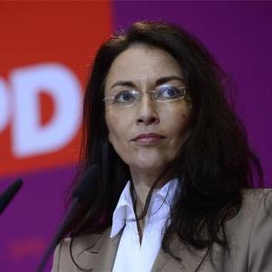 زن ایرانی تبار، نامزد اصلی ریاست «DGB» آلمان