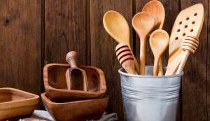 روش ضدعفونی و براق کردن ظروف چوبی آشپزخانه