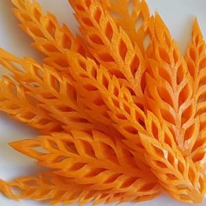 آموزش تزئین هویج برای زیباترشدن غذاها