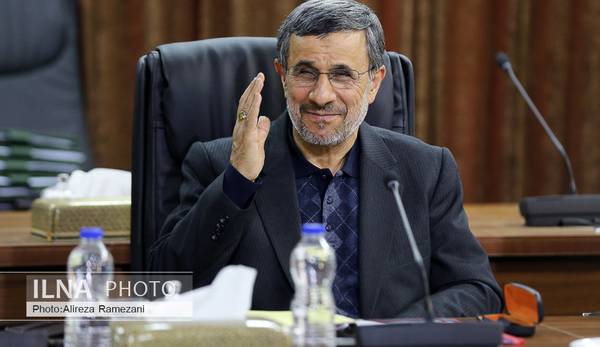 پیش بینی داوری درباره آینده احمدی نژاد