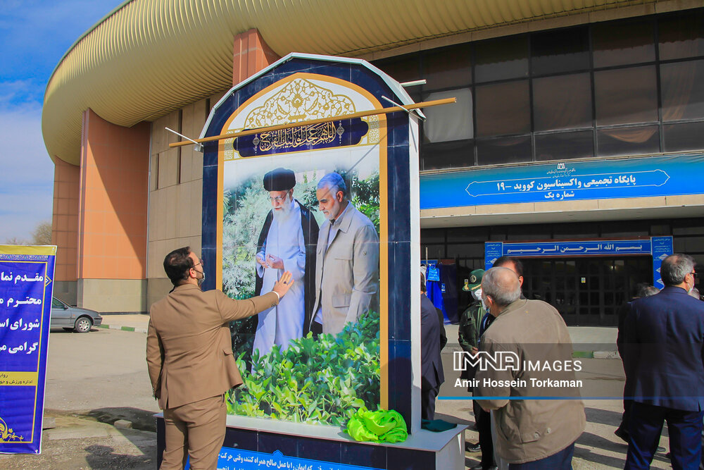 رونمایی از المان حاج قاسم سلیمانی و شهدای مدافع حرم در همدان