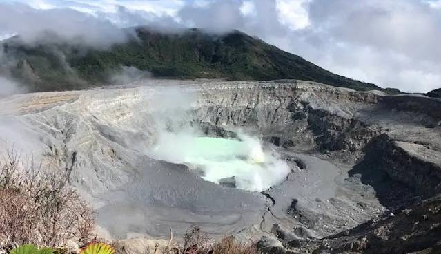 امکان زندگی باکتری‌های اسیددوست در دریاچه‌های باستانی مریخ  