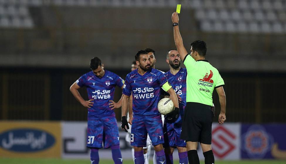 نمونه تخلف استقلال در بوندس‌لیگا هم اتفاق افتاد