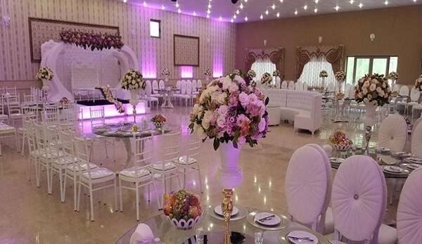 تالارهای پذیرایی در زنجان با یکسوم ظرفیت فعالیت میکنند