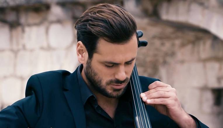 موسیقی بی نظیر از نوازنده مشهور ویولنسل