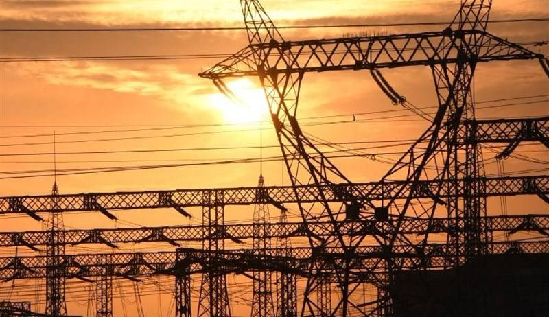 وزارت برق عراق: هیات بلند پایه‌ای برای پرداخت بدهی‌های عراق به تهران سفر می‌کند