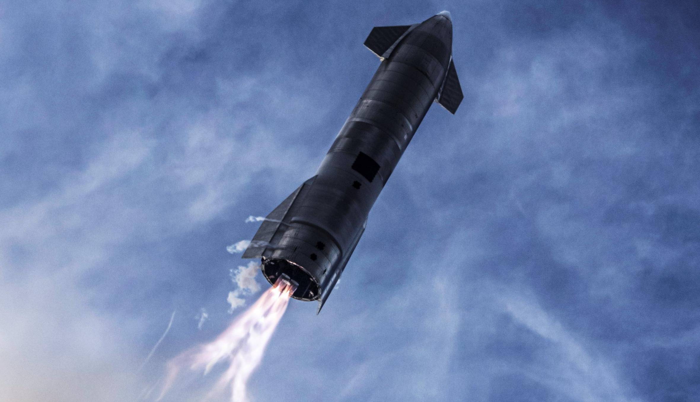 مکانیک مداری فرود یک فضاپیما بر روی ماه چگونه است!؟