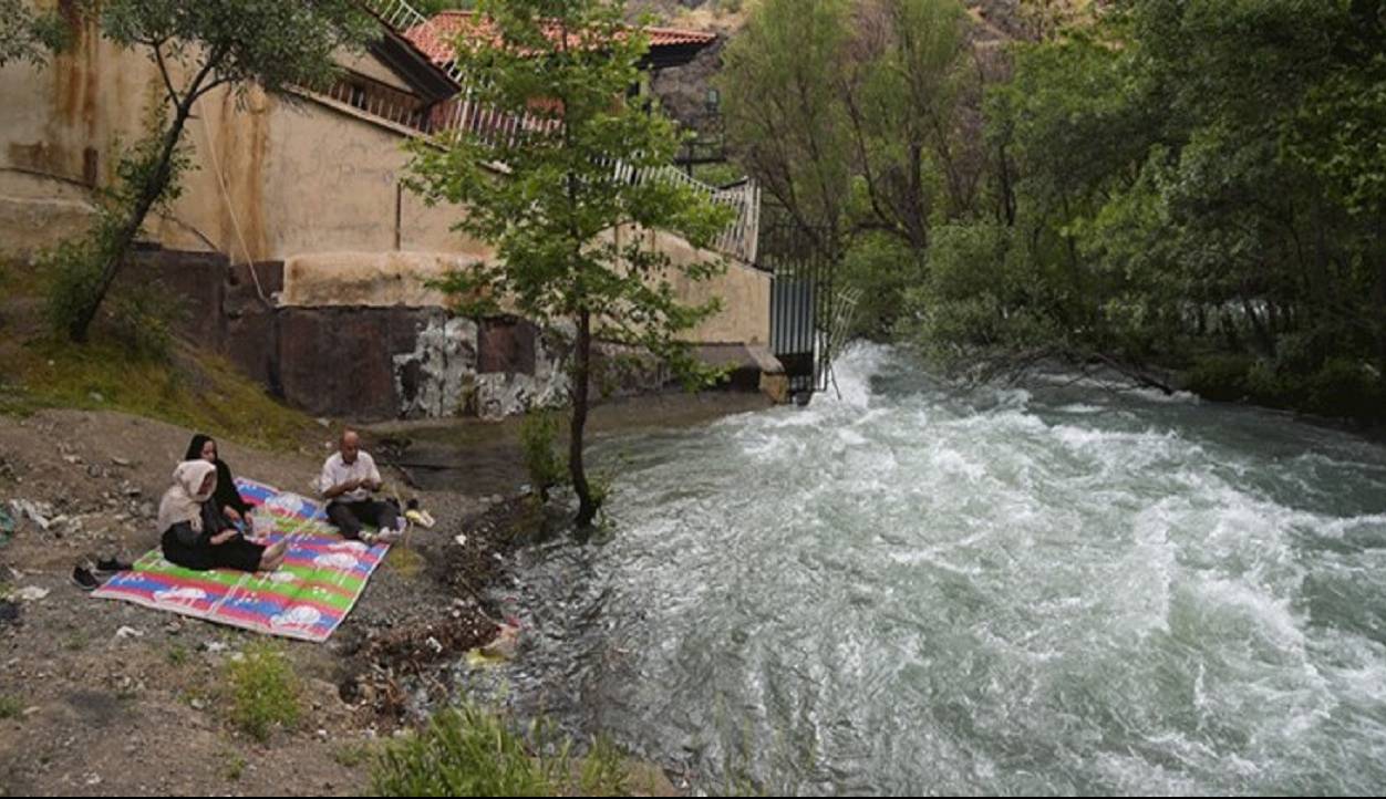 مدیرعامل شرکت آب منطقه‌ای البرز: ۳۰ درصد تصرفات حواشی رودخانه کرج دولتی بود