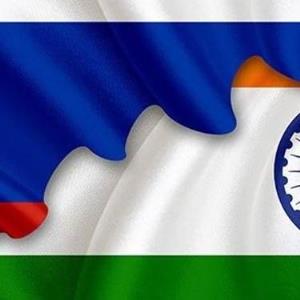 شرکت‌های نفتی هند از قطع دسترسی بانک‌های روسی به سوئیفت ضرر کردند
