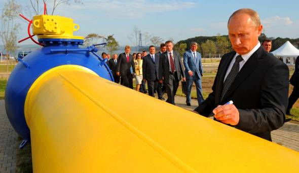 کلاف سردرگم انرژی میان سیاست و جنگ