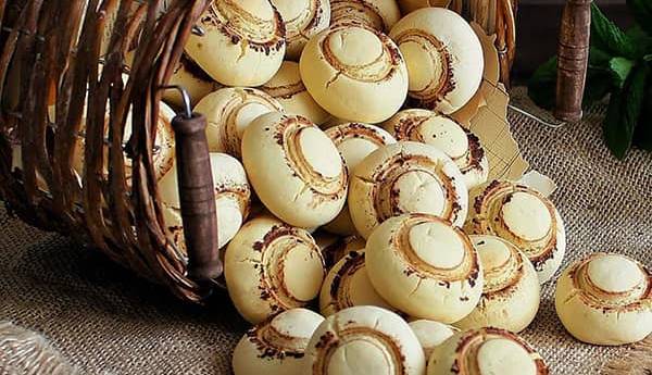 طرز تهیه شیرینی قارچی خوشمزه و ساده به روش قنادی