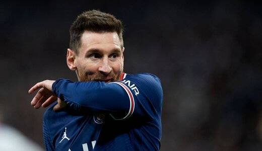 وقت آن رسیده که این سیرک را ترک کنی!