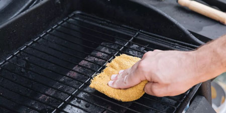 چگونه باربیکیو و کباب پز را تمیز کنیم؟