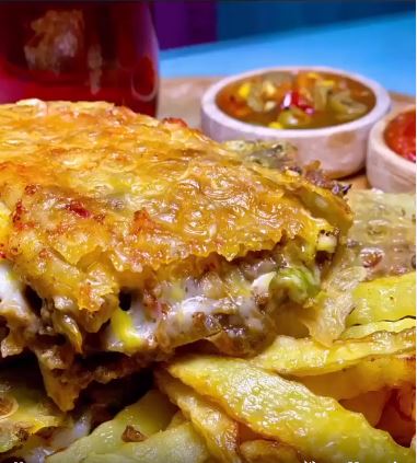 ساندویچی دلبرانه با پنیر در نان لواش