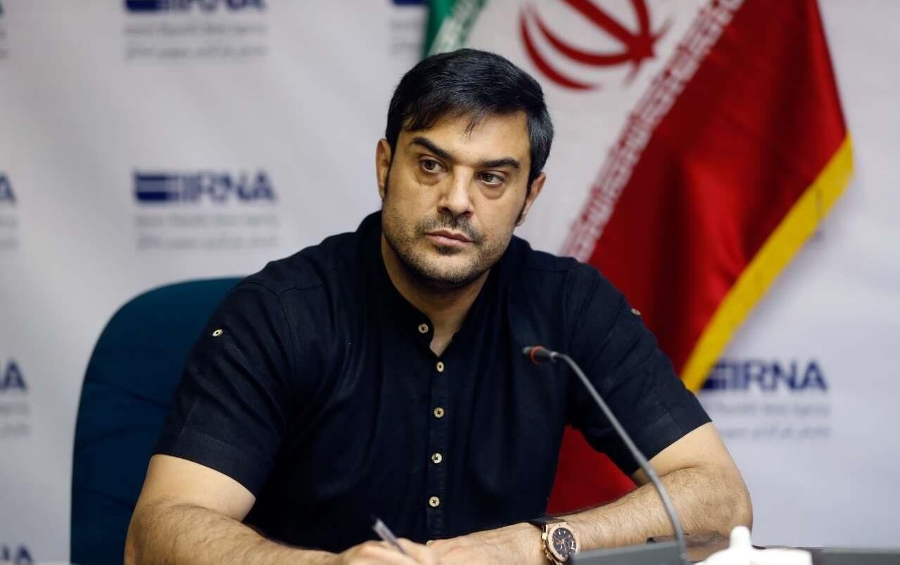 تمیروف نباید در ترکیب اصلی پرسپولیس بازی می‌کرد