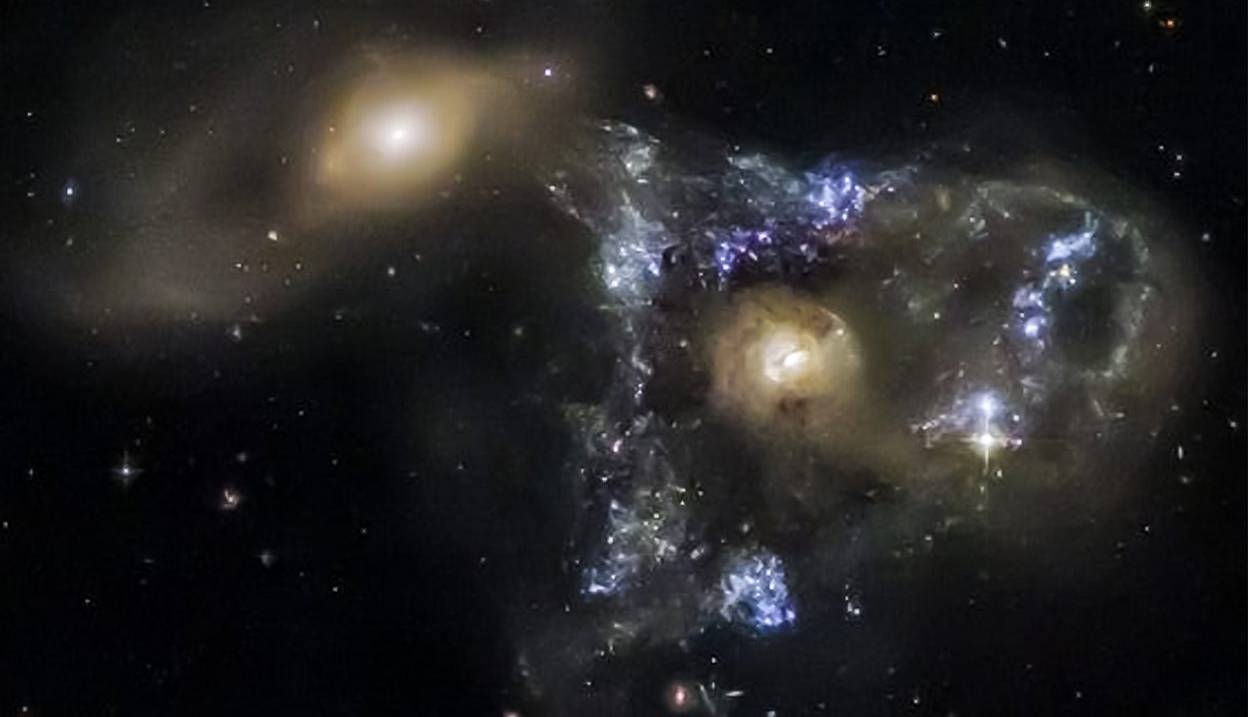 تلسکوپ هابل و مشاهده شگفت‌انگیزترین سونامی تولد یک ستاره