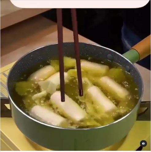 تا حالا سوسیس شکلاتی خوردید؟