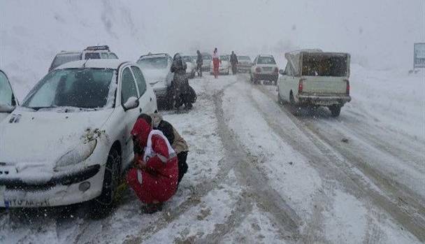 ترافیک سنگین در هراز؛ جاده چالوس تا ساعاتی دیگر بازگشایی می‌شود