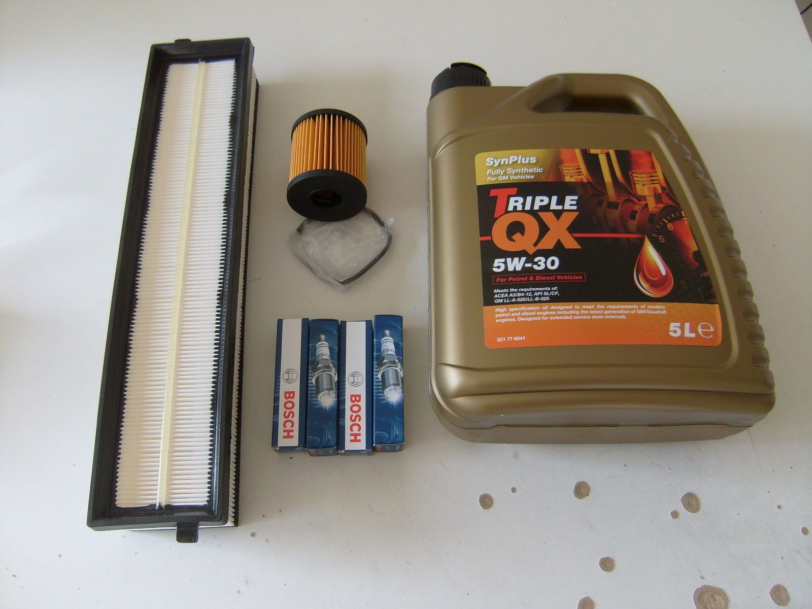 چه میزان گرد و خاک به طور سالیانه وارد موتور خودرو می‌شود؟