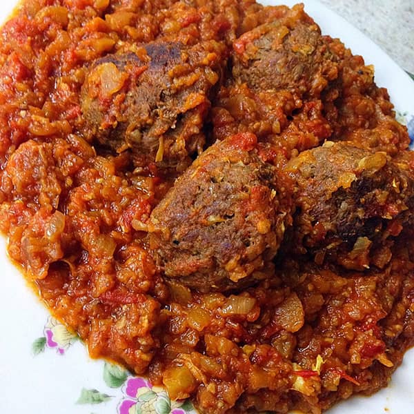 کوفته با سس بادمجان خوشمزه به روش مجلسی کوفته با سس بادمجان خوشمزه به روش مجلسی