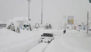 تداوم بارش برف و کولاک در محورهای ارتباطی خلخال؛ طوفان در راه یزد است