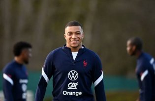 امباپه علیه درآمدزایی فدراسیون فوتبال فرانسه