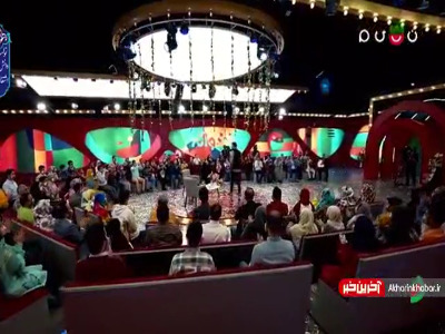 اجرای محمد علیزاده در خندوانه با حرکت های ریتمیک جناب خان