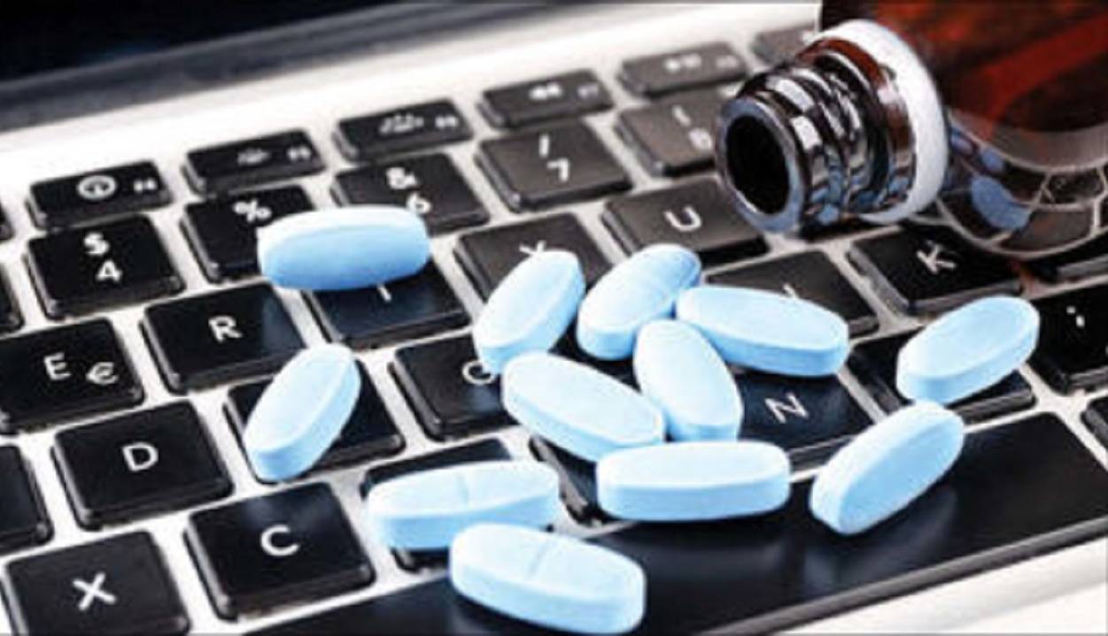 کشف یک میلیون و ۵۰۰ هزار قلم داروی قاچاق در فضای مجازی