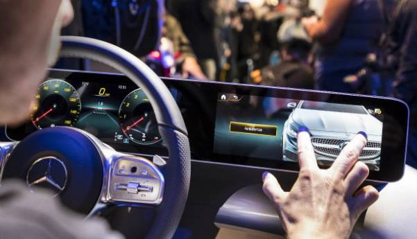 نخستین خودروی دانش‌بنیان در تبریز ساخته می‌شود