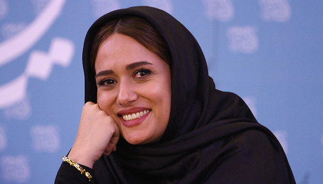 چهره ها/ سلفی خندان پریناز ایزدیار در طبیعت
