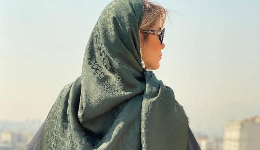 آموزش بستن روسری قواره بزرگ مجلسی