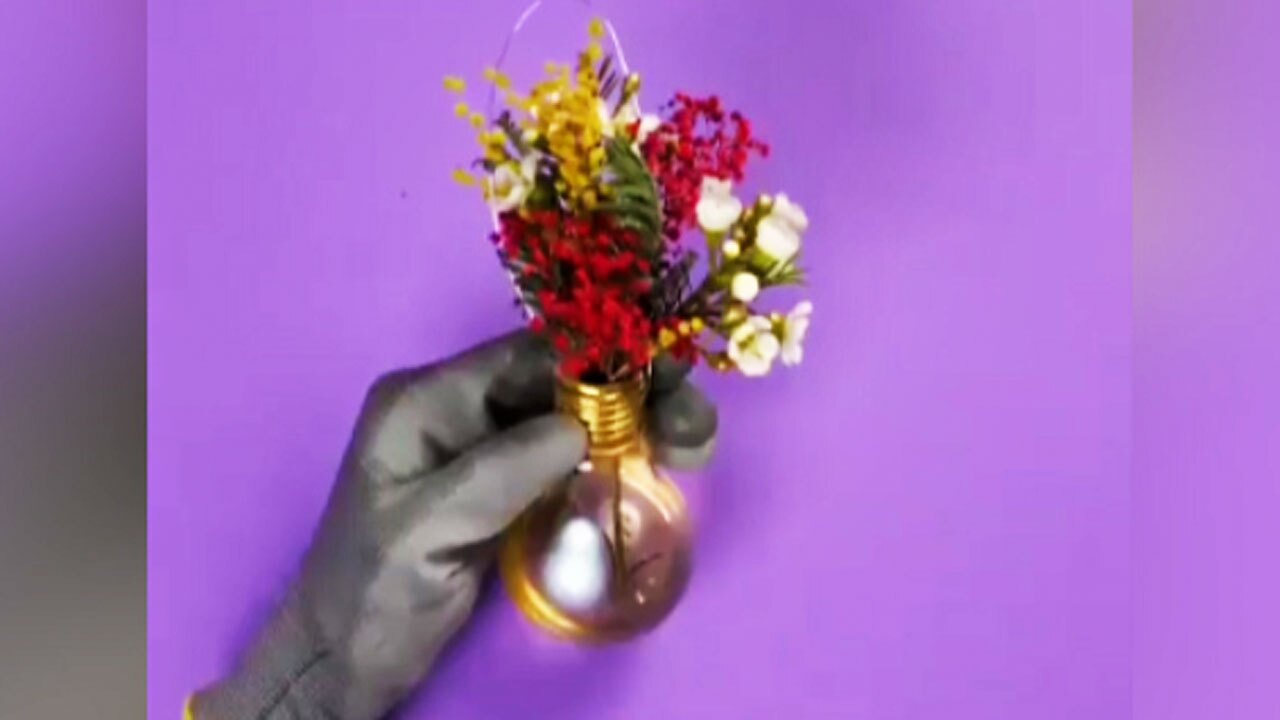 ایده‌ای برای استفاده از لامپ سوخته