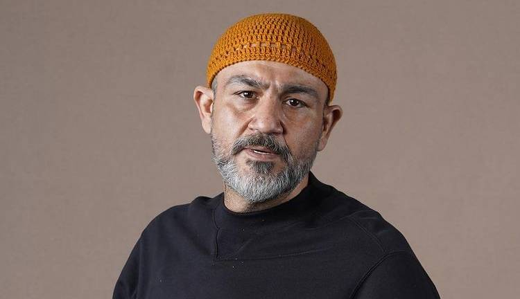 چهره‌ها/ استایل لاکچری مهران غفوریان در ماشین