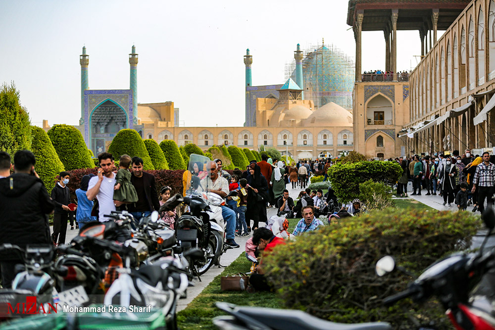 عکس/ نصف ایران در نصف جهان