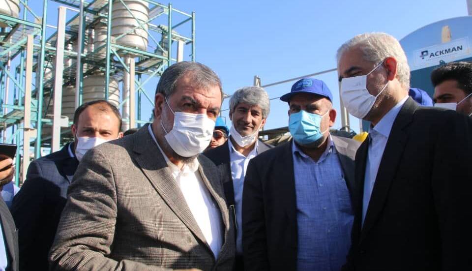 محسن رضایی: تهدیدهای اقتصادی باید به فرصت تبدیل شود