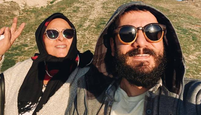 چهره ها/ عباس غزالی و مادرش