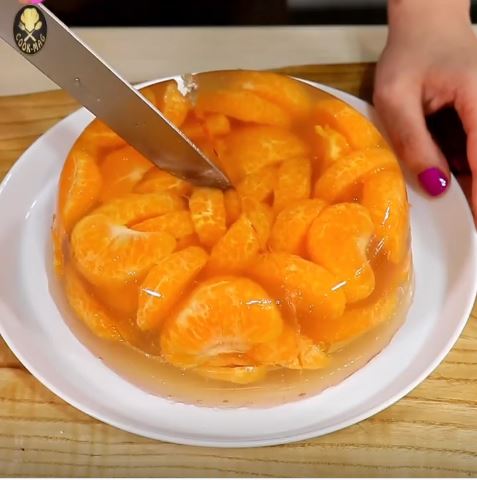 ژله نارنگی، مشوقی جذاب برای غذا خور کردن کودک