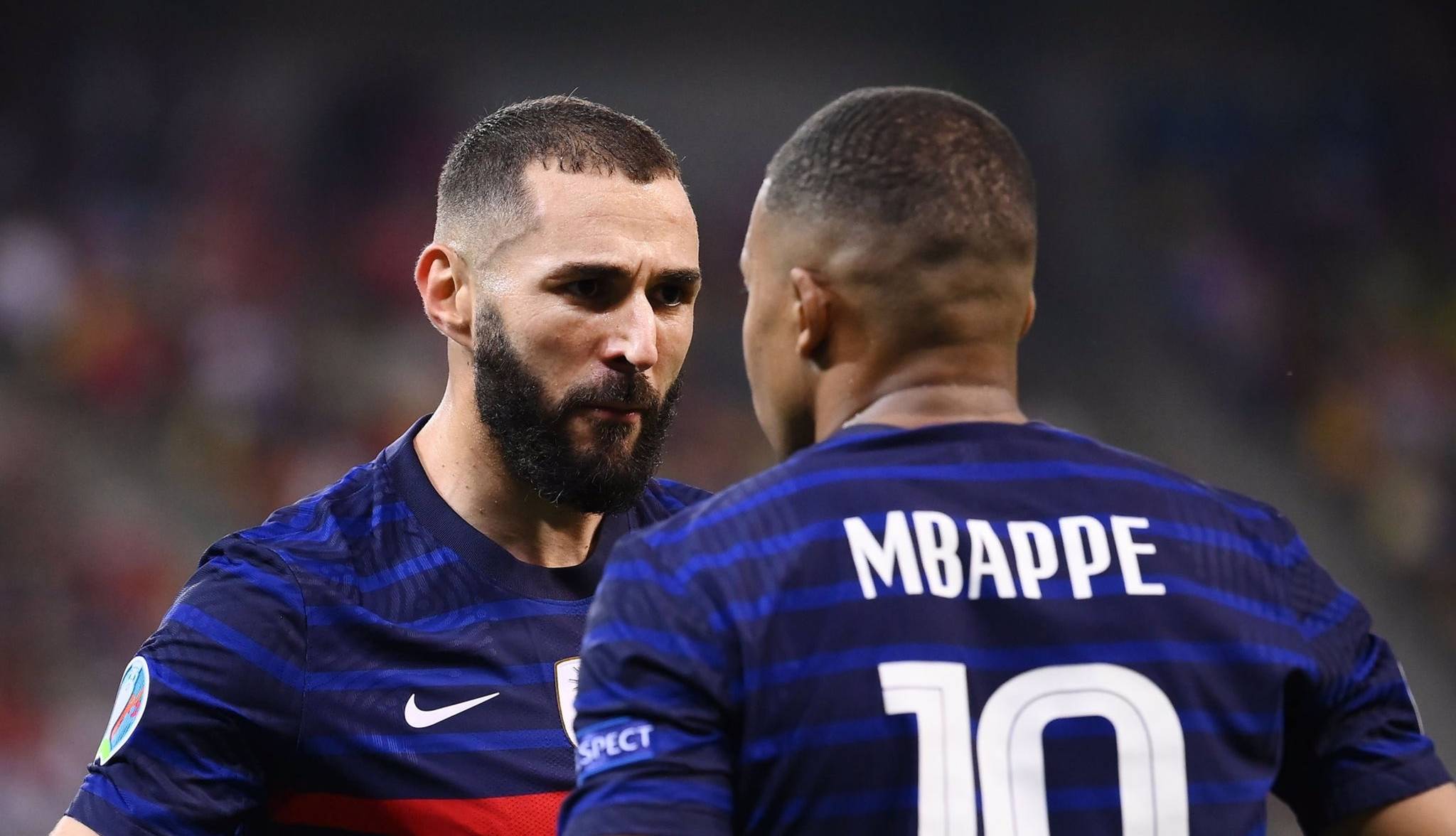 کریم بنزما: اگر کنار ام‌باپه بازی کنم…