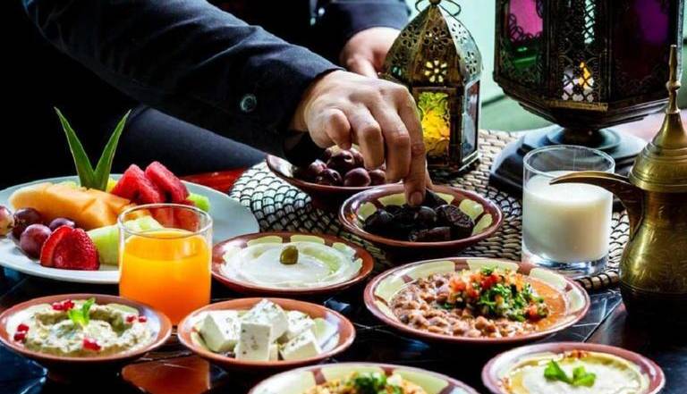 نکاتی مهم در مورد ریفلاکس هنگام افطار