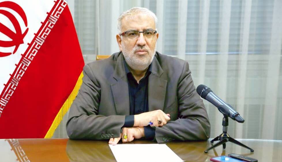کنایه وزیر نفت به دولت قبل: چند برابر وعده بی عمل توتال، قرارداد سرمایهگذاری بستیم کنایه وزیر نفت به دولت قبل: چند برابر وعده بی عمل توتال، قرارداد سرمایهگذاری بستیم